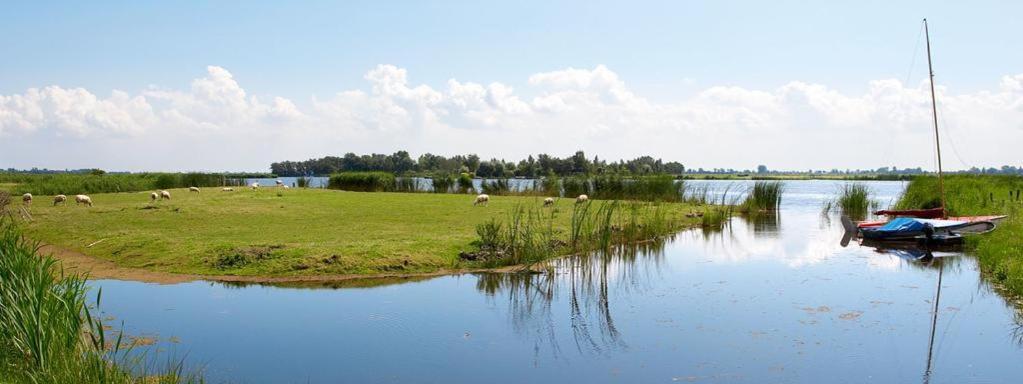מוניקנדאם Waterland Suite מראה חיצוני תמונה